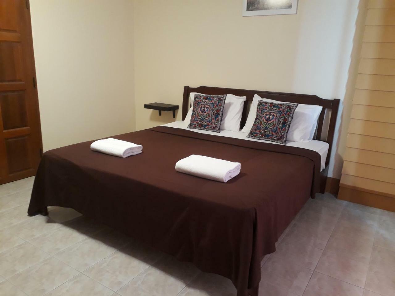 Relax Inn Ban Phe Esterno foto