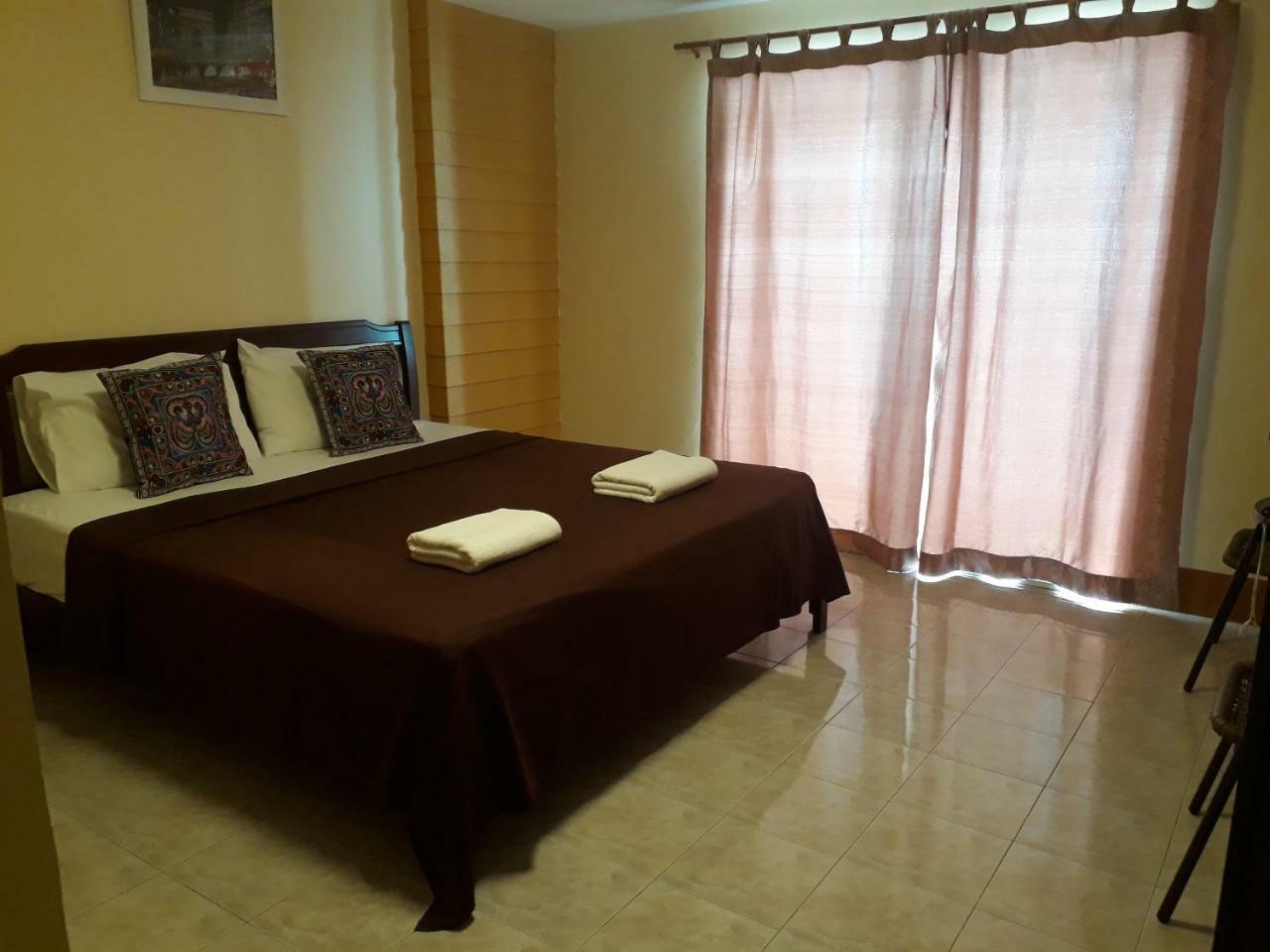Relax Inn Ban Phe Esterno foto